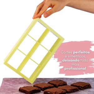 CORTADOR DE BROWNIE COM 6 CORTES – UNIDADE (7X7 CM, ALTURA 3 CM)